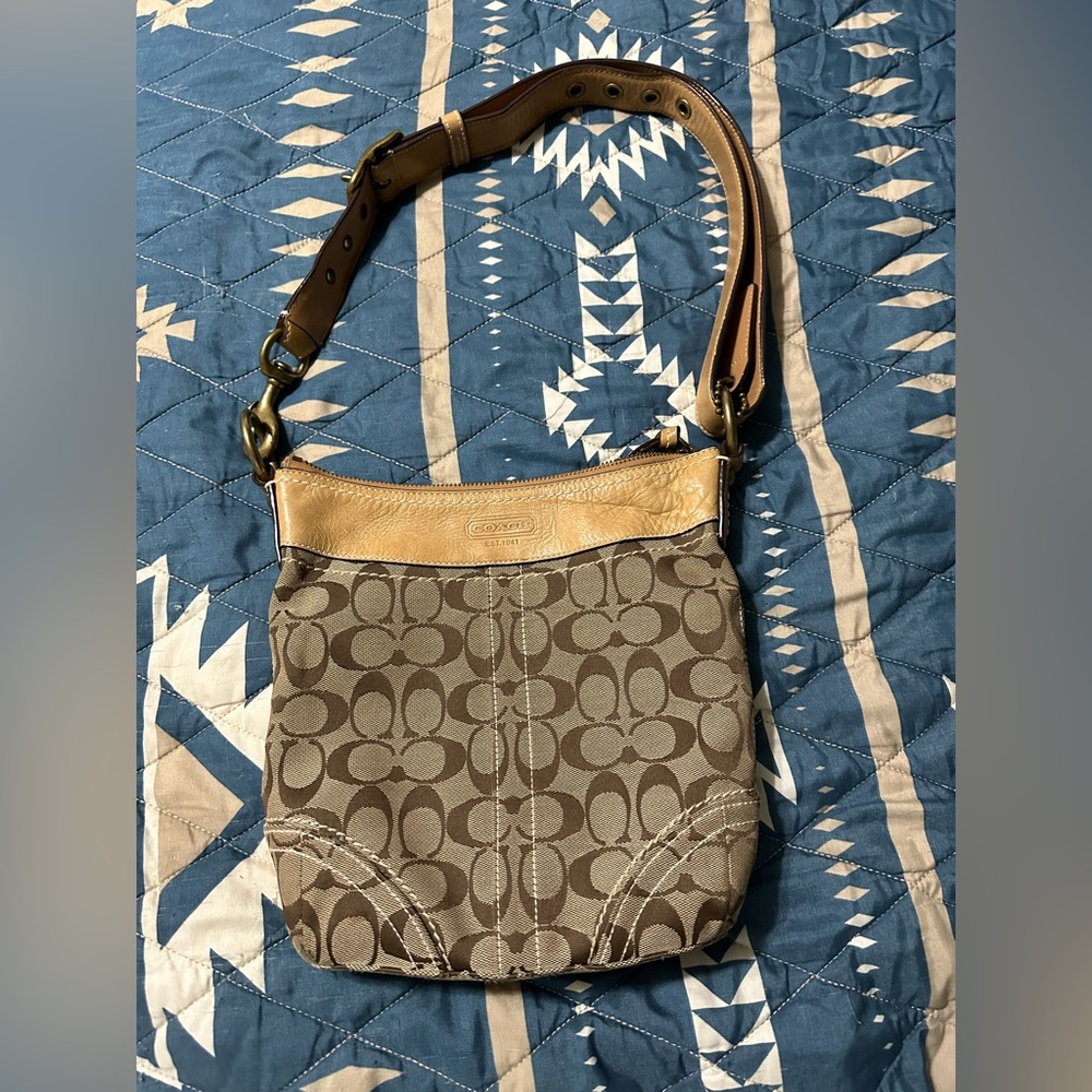 Authentic Coach Bag - Signature Crossbody